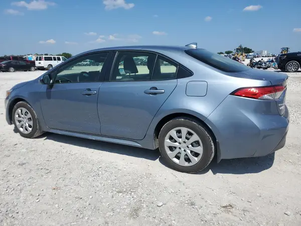 JTDBCMFE7R3057494 2024 TOYOTA COROLLA - Image 2
