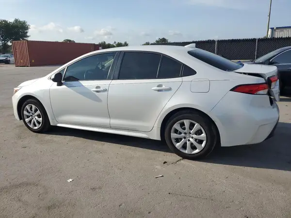 JTDBCMFE7R3059312 2024 TOYOTA COROLLA - Image 2