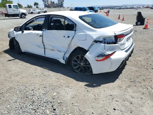 JTDBCMFE7R3065269 2024 TOYOTA COROLLA - Image 2