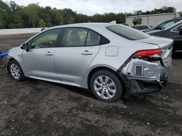 JTDBCMFE7R3067913 2024 TOYOTA COROLLA - Image 2