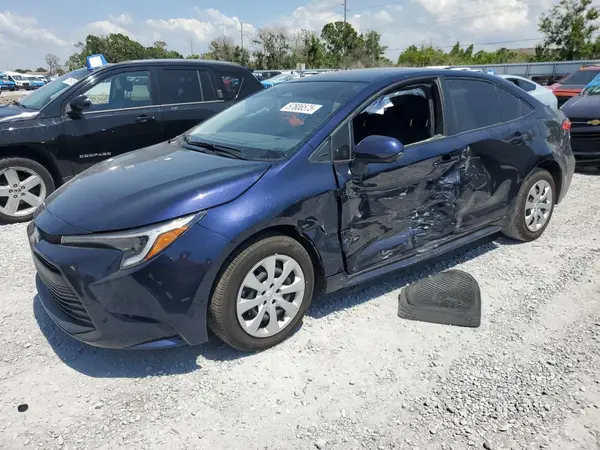 JTDBCMFE7S3075693 2025 TOYOTA COROLLA - Image 1