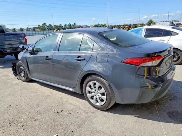 JTDBCMFE7S3091215 2025 TOYOTA COROLLA - Image 2