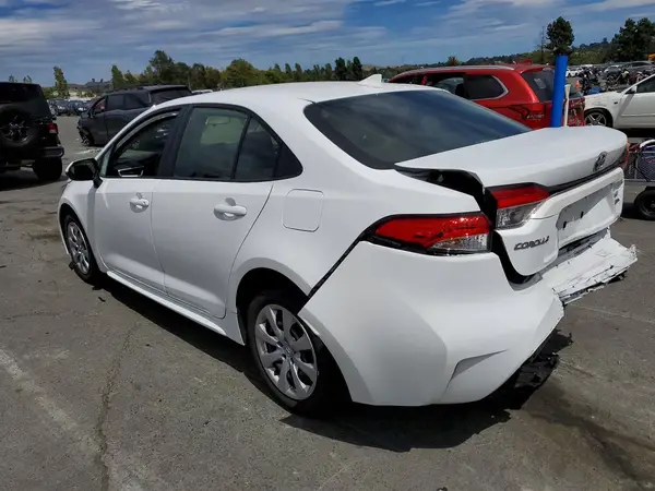 JTDBCMFE7S3097905 2025 TOYOTA COROLLA - Image 2