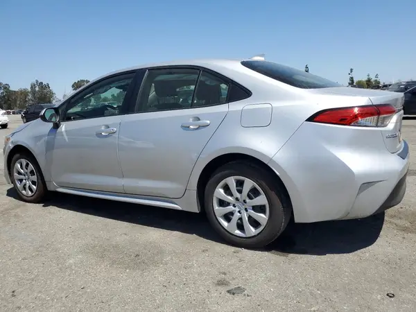 JTDBCMFE7SJ038025 2025 TOYOTA COROLLA - Image 2