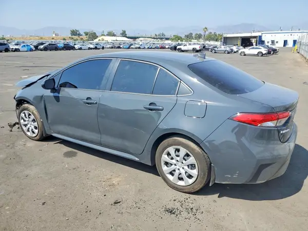JTDBCMFE7T3121055 2026 TOYOTA COROLLA - Image 2