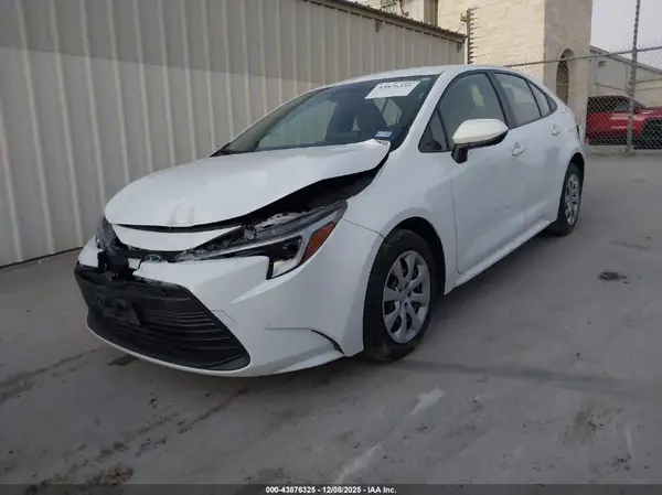 JTDBCMFE8P3024324 2023 TOYOTA COROLLA - Image 2