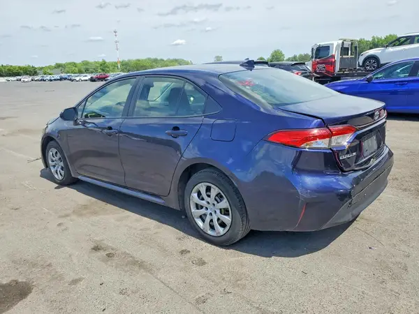 JTDBCMFE8PJ005655 2023 TOYOTA COROLLA - Image 2