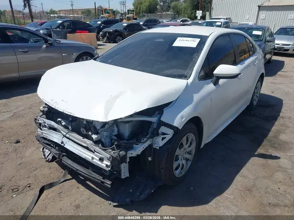 JTDBCMFE8PJ009849 2023 TOYOTA COROLLA - Image 2