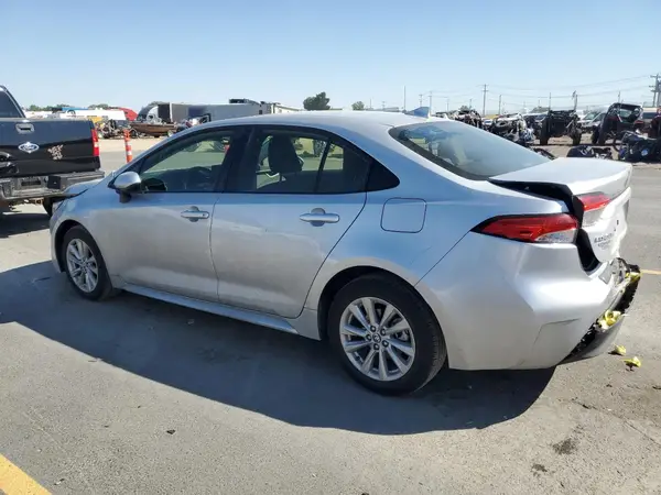 JTDBCMFE8R3028649 2024 TOYOTA COROLLA - Image 2