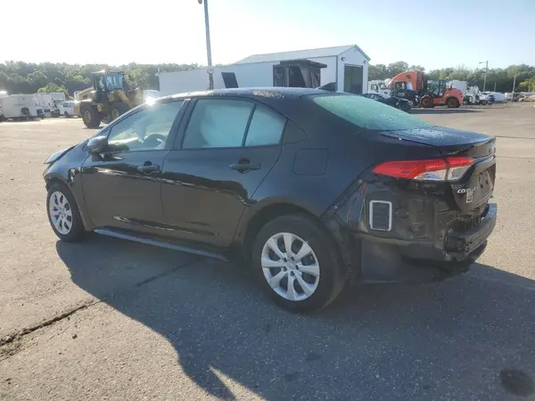 JTDBCMFE8R3033592 2024 TOYOTA COROLLA - Image 2
