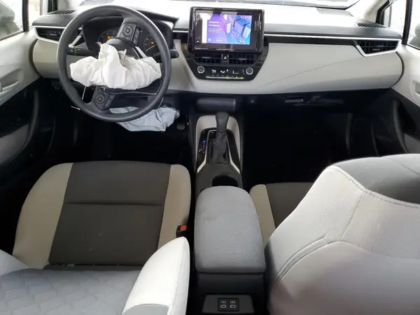 JTDBCMFE8R3050585 2024 TOYOTA COROLLA - Image 8