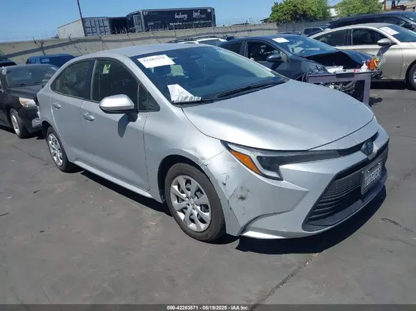 JTDBCMFE8R3054457 2024 TOYOTA COROLLA - Image 1