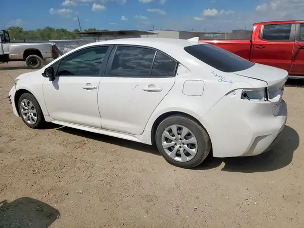 JTDBCMFE8R3056015 2024 TOYOTA COROLLA - Image 2