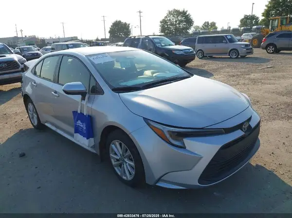 JTDBCMFE8R3062929 2024 TOYOTA COROLLA - Image 1