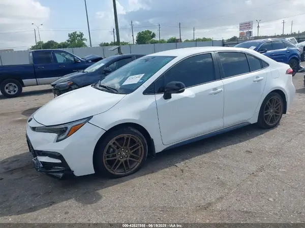 JTDBCMFE8R3064731 2024 TOYOTA COROLLA - Image 2