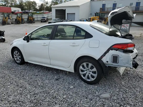 JTDBCMFE8RJ029053 2024 TOYOTA COROLLA - Image 2