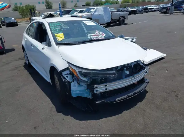 JTDBCMFE8S3090705 2025 TOYOTA COROLLA - Image 1