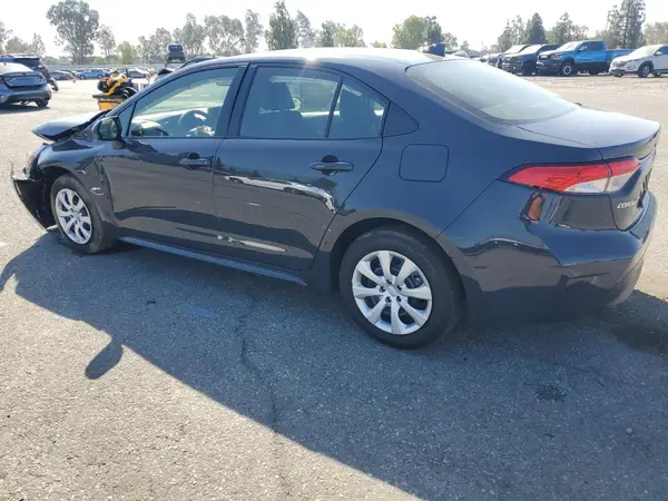JTDBCMFE8S3092048 2025 TOYOTA COROLLA - Image 2