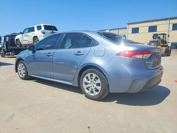 JTDBCMFE8T3113336 2026 TOYOTA COROLLA - Image 2