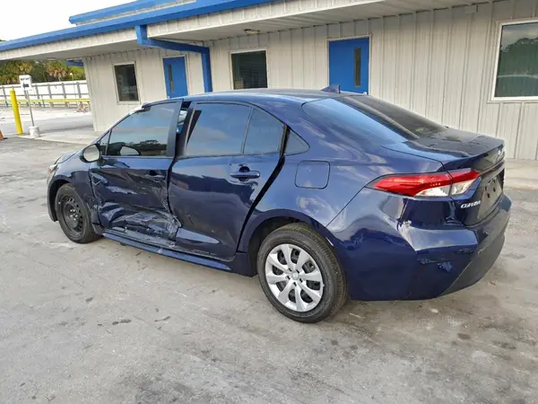 JTDBCMFE8T3114518 2026 TOYOTA COROLLA - Image 2