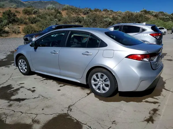 JTDBCMFE8T3123042 2026 TOYOTA COROLLA - Image 2