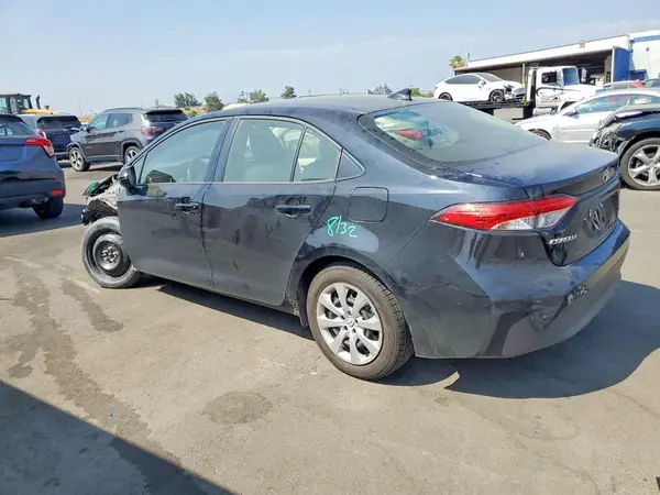 JTDBCMFE8T3131125 2026 TOYOTA COROLLA - Image 2