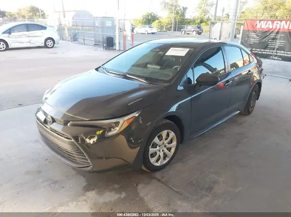 JTDBCMFE9P3002994 2023 TOYOTA COROLLA - Image 2