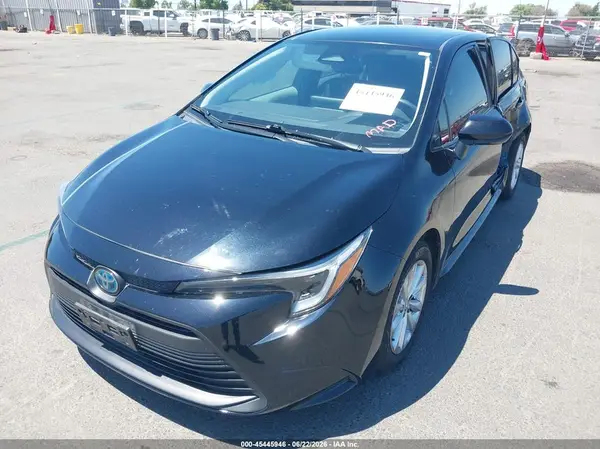 JTDBCMFE9PJ003512 2023 TOYOTA COROLLA - Image 2