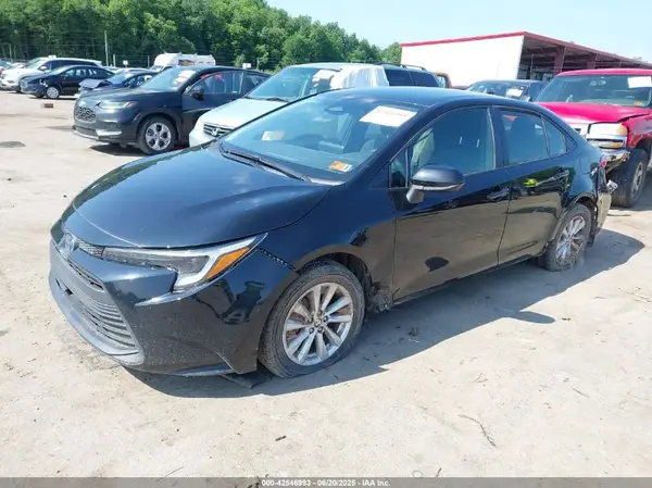 JTDBCMFE9PJ008189 2023 TOYOTA COROLLA - Image 2
