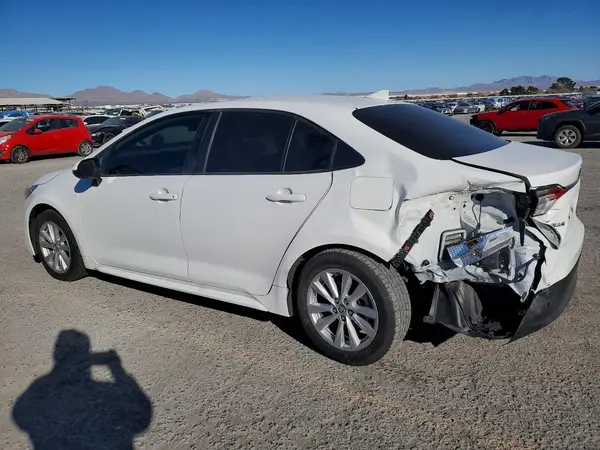 JTDBCMFE9PJ015823 2023 TOYOTA COROLLA - Image 2