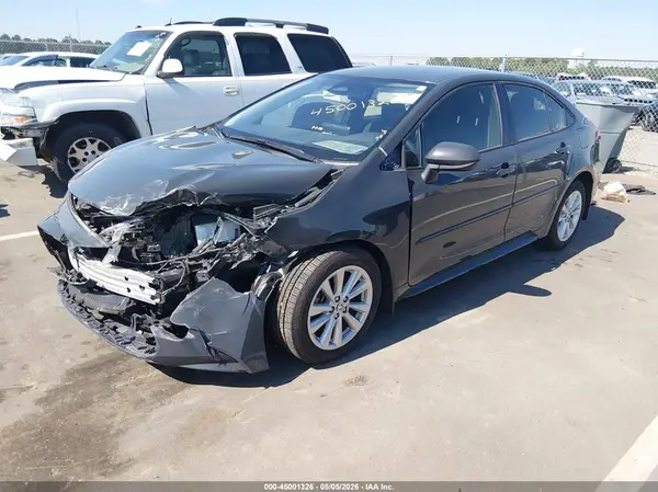 JTDBCMFE9R3035948 2024 TOYOTA COROLLA - Image 2