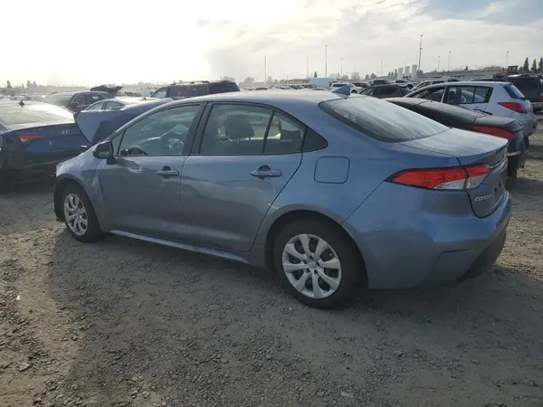 JTDBCMFE9R3038204 2024 TOYOTA COROLLA - Image 2