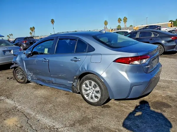 JTDBCMFE9R3042334 2024 TOYOTA COROLLA - Image 2