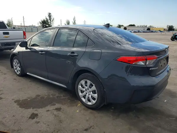 JTDBCMFE9R3057674 2024 TOYOTA COROLLA - Image 2