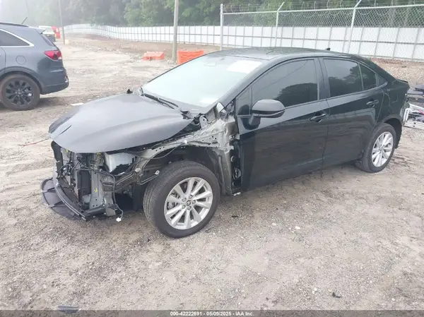 JTDBCMFE9R3059232 2024 TOYOTA COROLLA - Image 2
