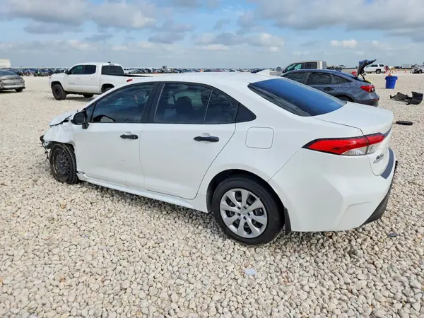 JTDBCMFE9R3059649 2024 TOYOTA COROLLA - Image 2