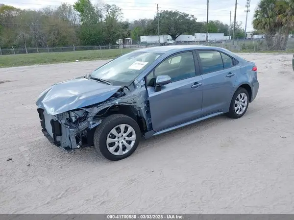 JTDBCMFE9R3062969 2024 TOYOTA COROLLA - Image 2