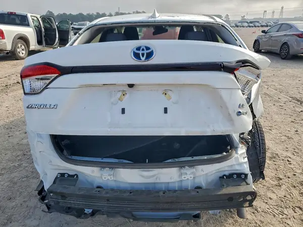 2025 TOYOTA COROLLA auction photo 6