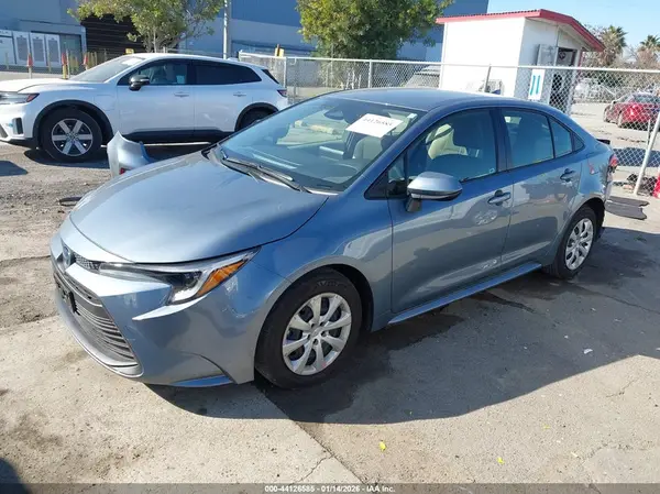 JTDBCMFE9S3088980 2025 TOYOTA COROLLA - Image 2