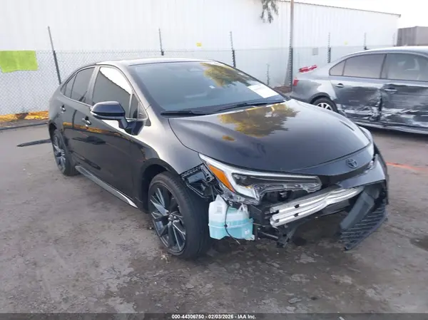 JTDBCMFE9S3095685 2025 TOYOTA COROLLA - Image 1