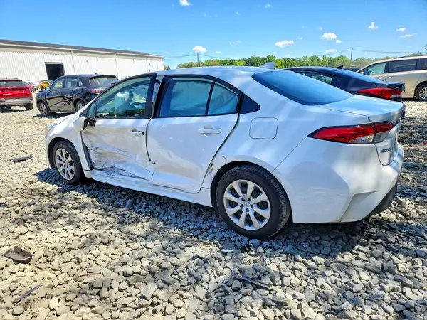 JTDBCMFE9S3096772 2025 TOYOTA COROLLA - Image 2