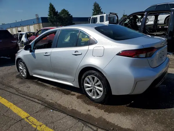 JTDBCMFE9S3105275 2025 TOYOTA COROLLA - Image 2