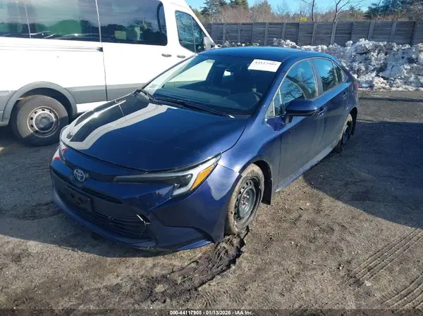 JTDBCMFE9S3108144 2025 TOYOTA COROLLA - Image 2
