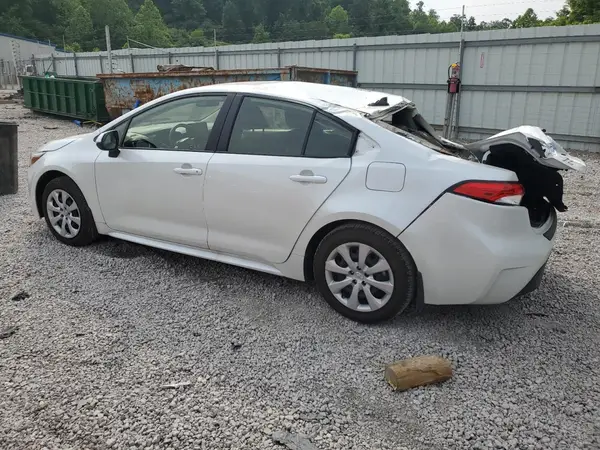 JTDBCMFE9SJ038091 2025 TOYOTA COROLLA - Image 2