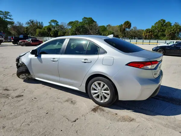 JTDBCMFE9SJ044070 2025 TOYOTA COROLLA - Image 2