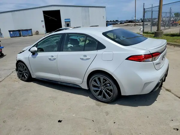 JTDBCMFE9T3119405 2026 TOYOTA COROLLA - Image 2