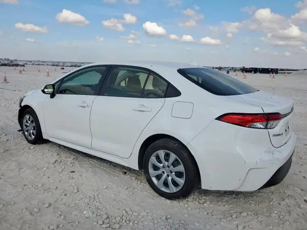 JTDBCMFEXR3048224 2024 TOYOTA COROLLA - Image 2
