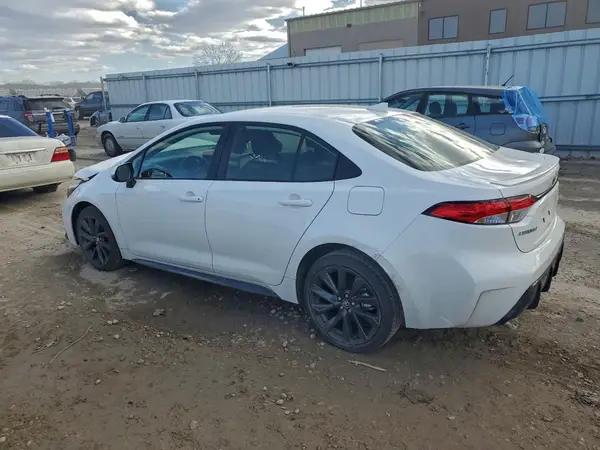 JTDBCMFEXR3054153 2024 TOYOTA COROLLA - Image 2