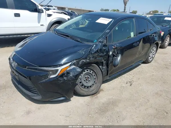 JTDBCMFEXR3066741 2024 TOYOTA COROLLA - Image 2