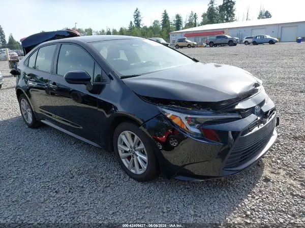 JTDBCMFEXRJ029667 2024 TOYOTA COROLLA - Image 1